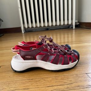 Women’s Keen Astoria West Hiking Sandals